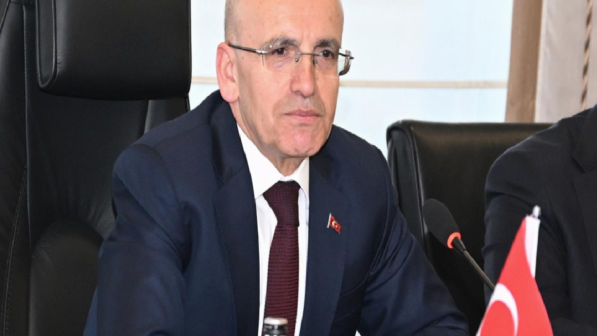 Mehmet Şimşek: Sanayi üretimi birinci çeyrekte yüzde 1,8 arttı