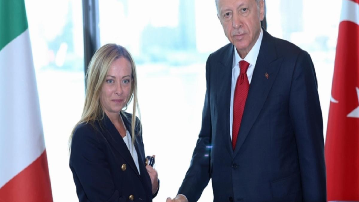 Meloni’den Erdoğan’a Türkiye’nin diplomatik uğraşları için teşekkür