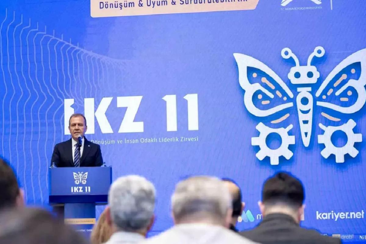 Mersin’de Dijital Dönüşüm ve İnsan Odaklı Liderlik Doruğu Düzenlendi