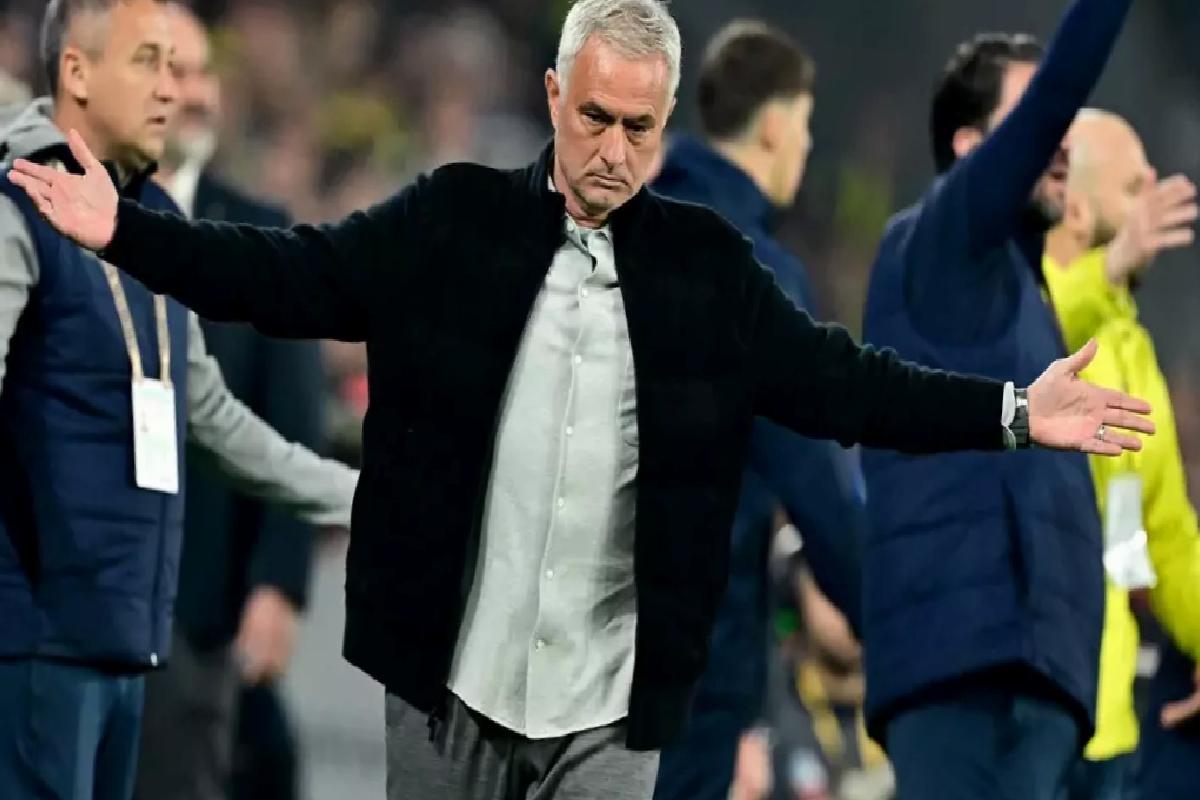 Mourinho’dan Galatasaray’a çok ağır kelamlar: Kutlayış biçiminiz, insani boyutunuzu gösterir