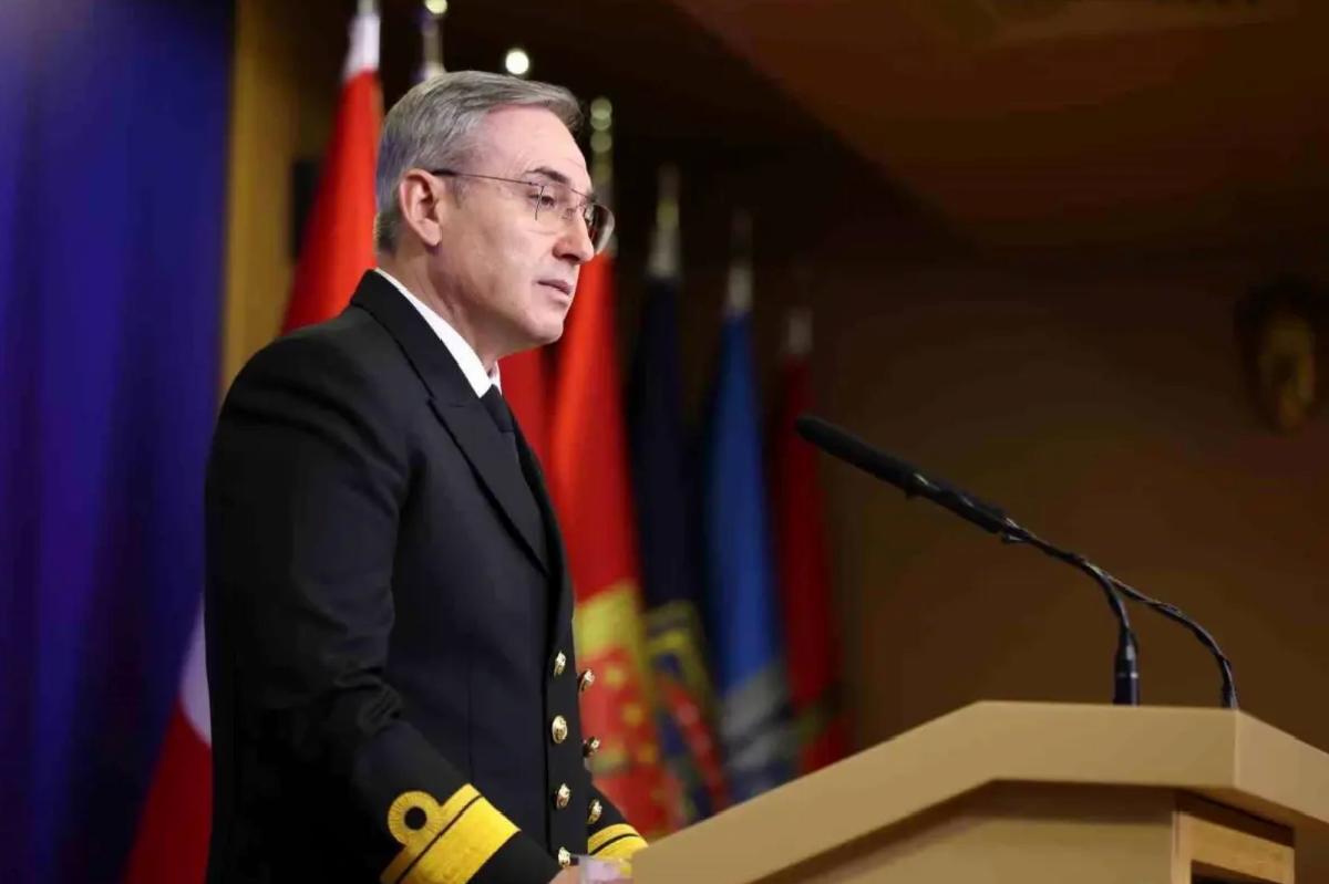 MSB: “(Terör örgütünün silah bırakması) Provokasyonlar dâhil her türlü duruma karşı dikkatli ve hazırlıklı olunduğunu vurguluyoruz”