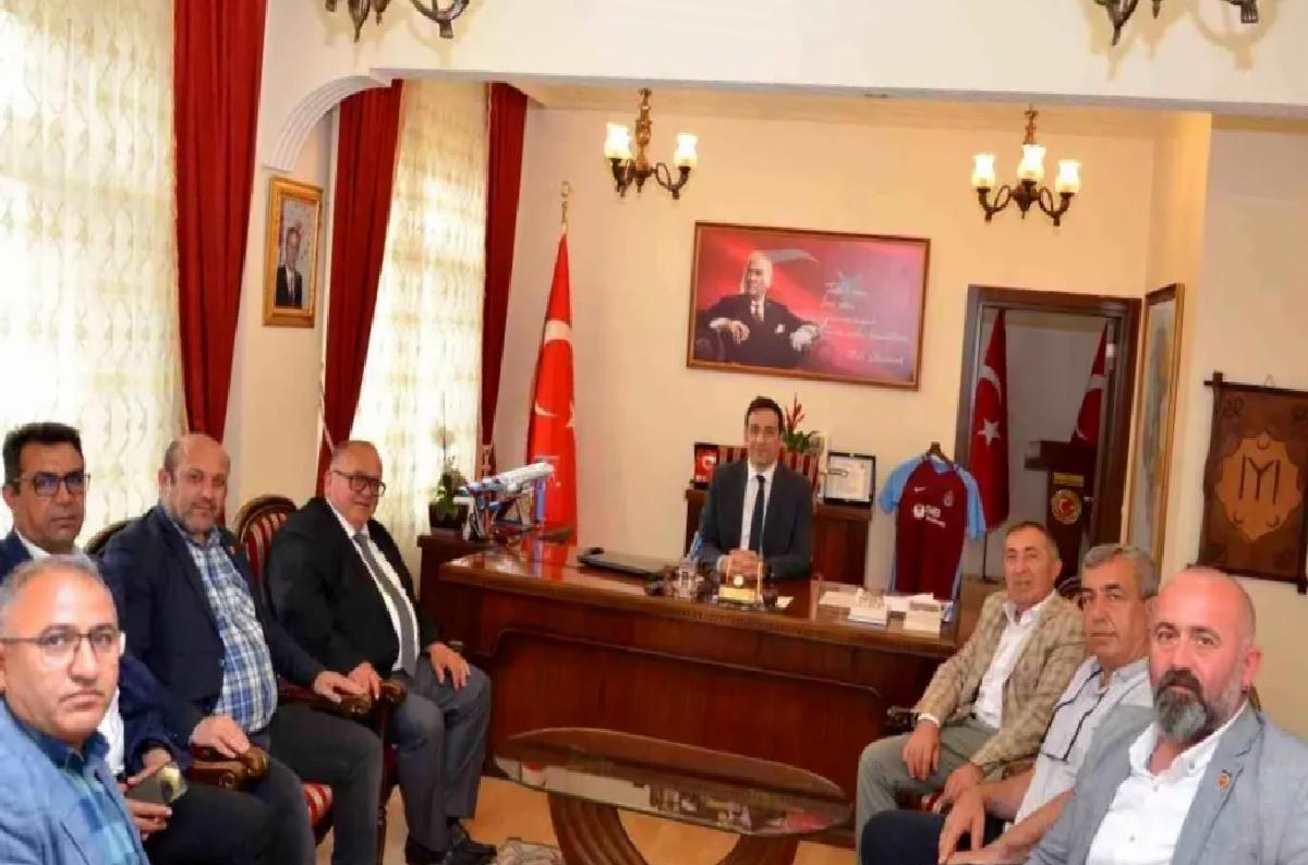 Muhtarlardan Kaymakama Ziyaret