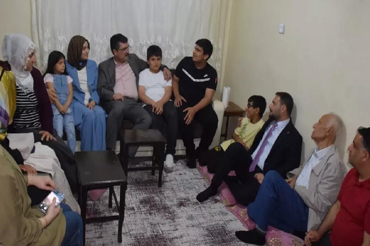 Nasıroğlu, Batman’da Mesken Ziyaretleri Yaptı