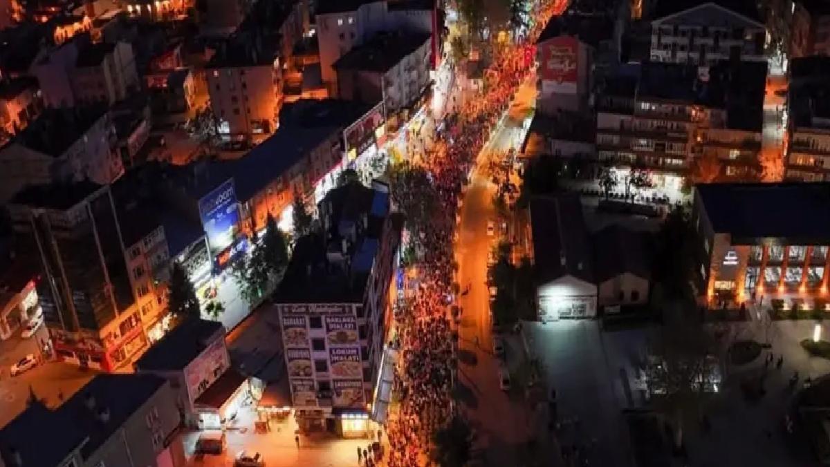 Niğde’de fener alayı düzenlendi