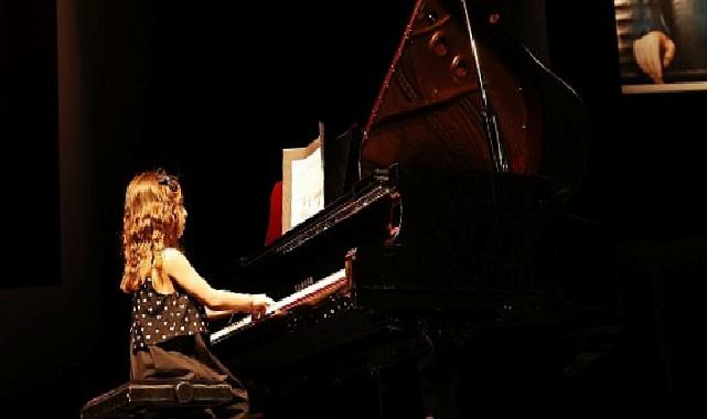Nilüfer’de yıl sonu konserleri keman ve piyano ile başladı