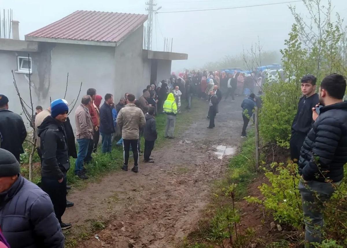 Ordu’da Genç Bayan Ağaçta Asılı Bulundu
