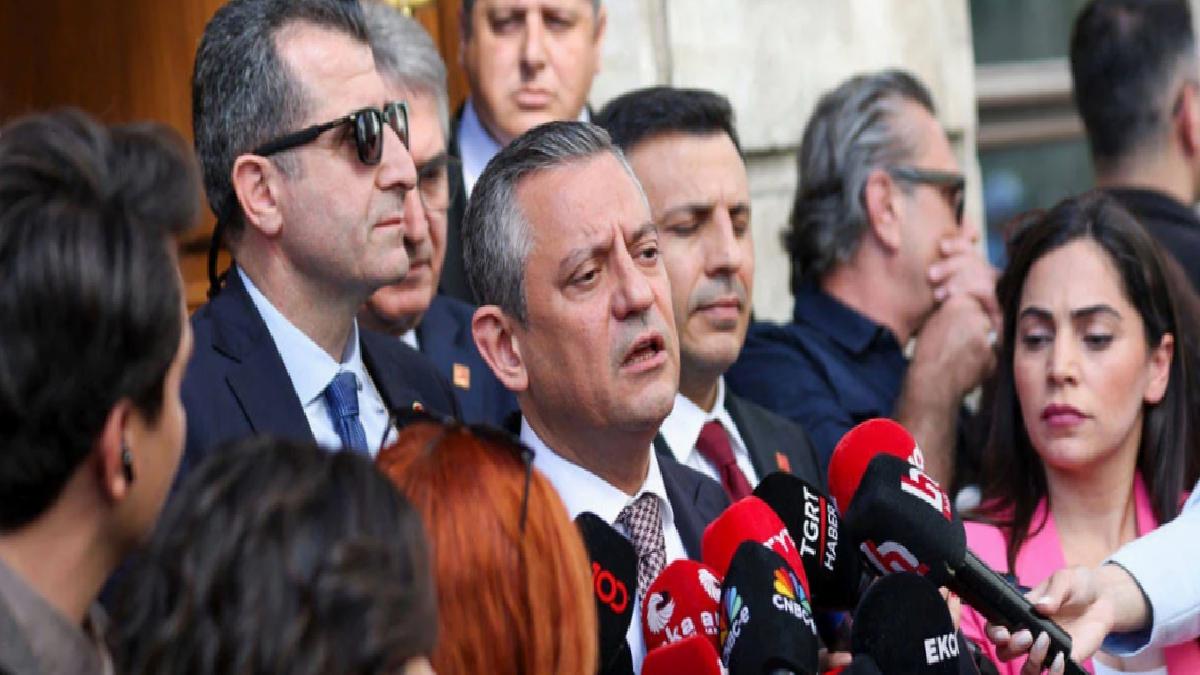 Özgür Özel: CHP’li belediyeler sokak hayvanları yasasını uygulamayacak