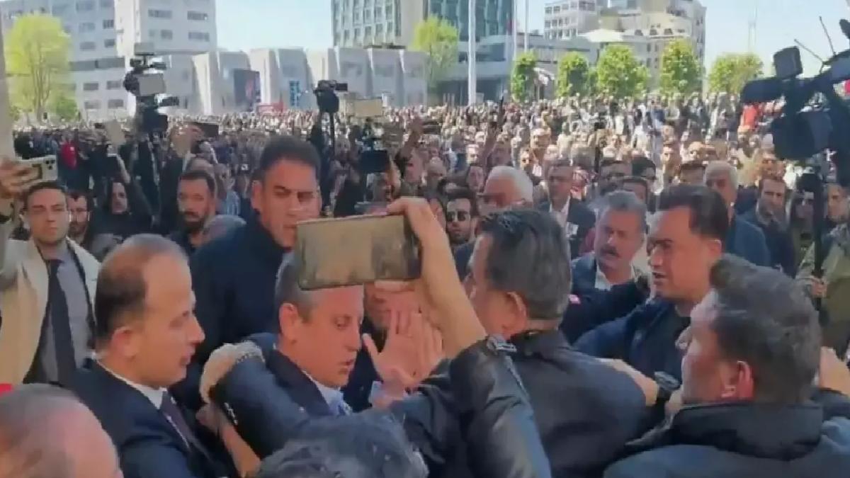 Özgür Özel’e Tokatlı Atak