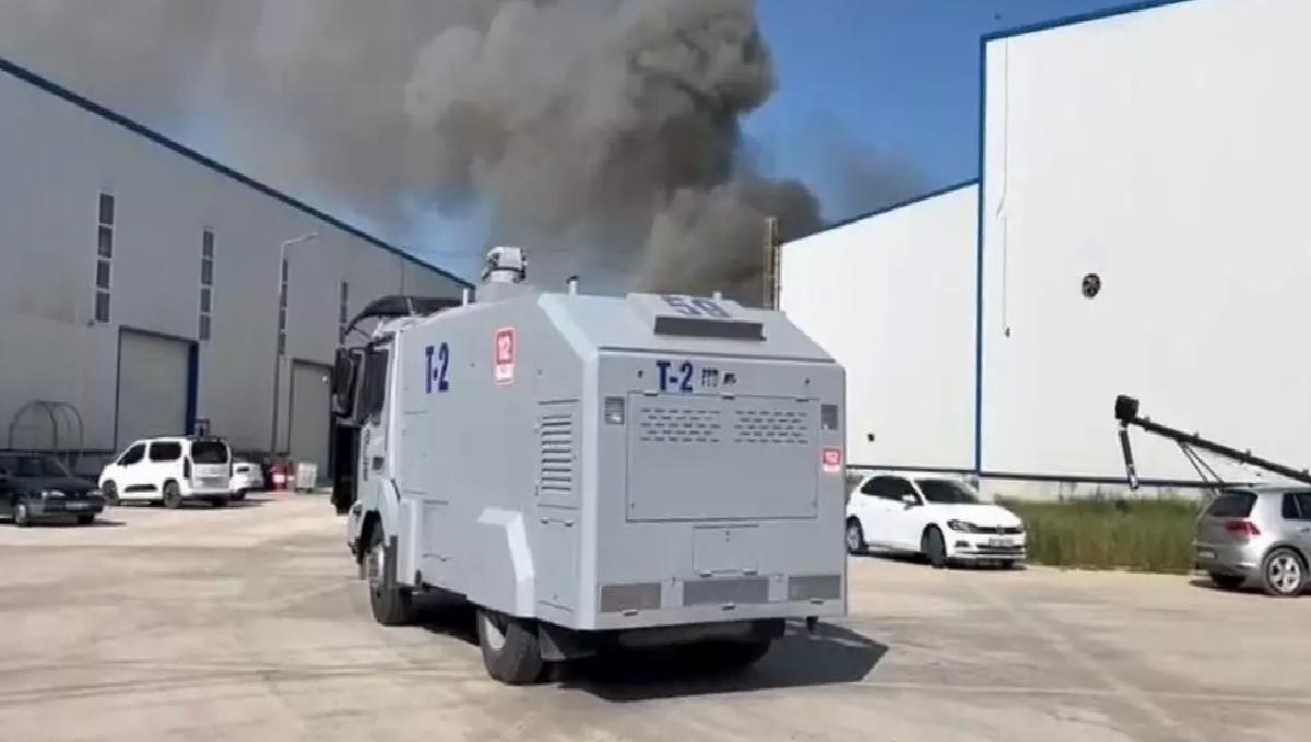 Özpar Kauçuk Fabrikasında Yangın Denetim Altında