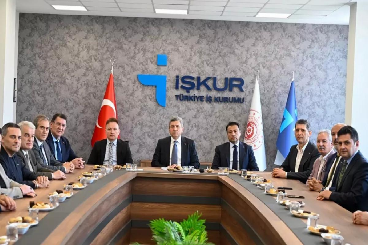 Patronlar ve Meslek Lisesi Öğrencileri Buluşturuldu