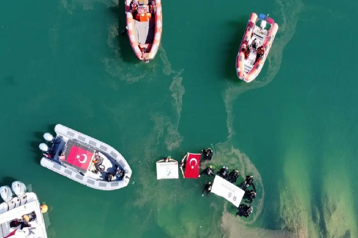 Pertek’te Ata’ya Hürmet Dalışı