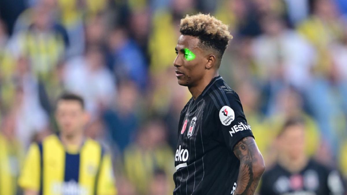 PFDK’dan Fenerbahçe’ye lazer cezası