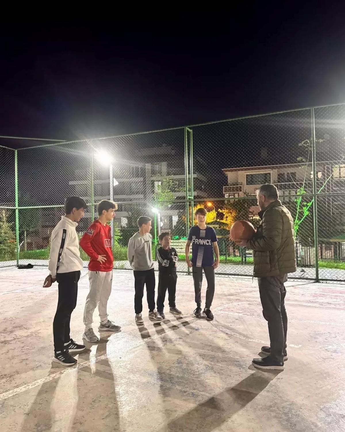 Pursaklar’da Spor Alanlarına Yatırımlar Devam Ediyor