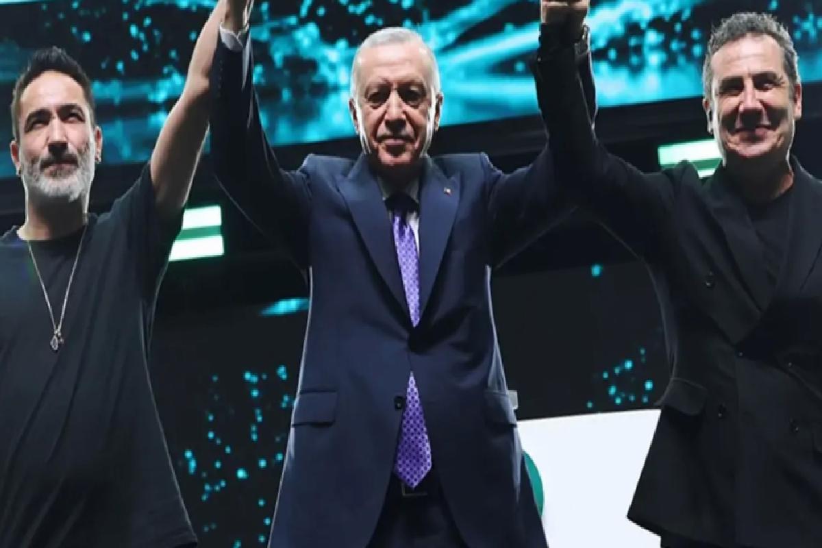 Sagopa Kajmer ve Ferhat Göçer, Erdoğan’ın katıldığı GENÇFEST’te sahne aldı
