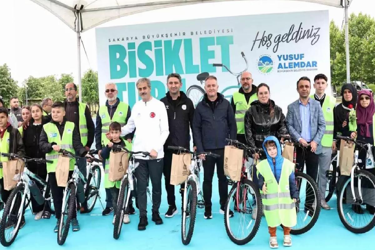Sakarya’da Bisiklet Çeşidi ve Ödül Merasimi Düzenlendi