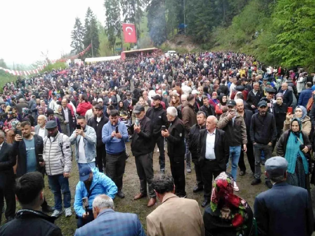 Şalpazarı’nda 30. Hıdırellez Şenliği Yağmura Karşın Coşkuyla Kutlandı