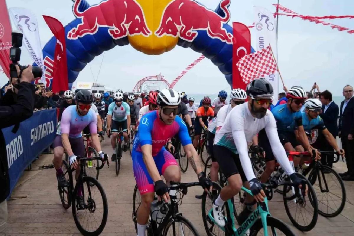Samsun’da Gran Fondo Bisiklet Yarışları Başladı