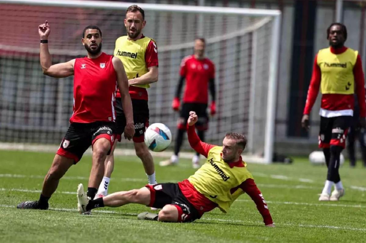 Samsunspor 3 Gün Müsaade Yaptı
