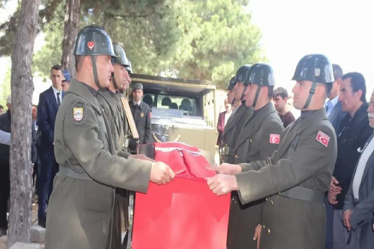 Şehit Piyade Er Halil İbrahim Yılmaz Toprağa Verildi