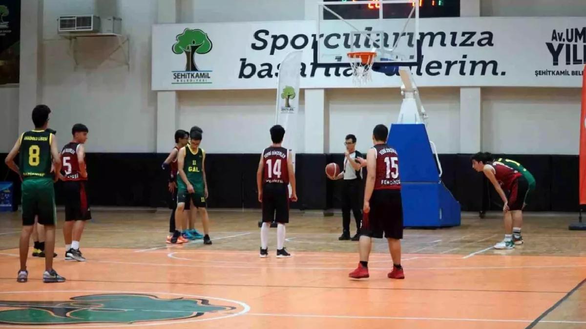 Şehitkamil’de gençlik, bayramını coşkuyla kutlayacak