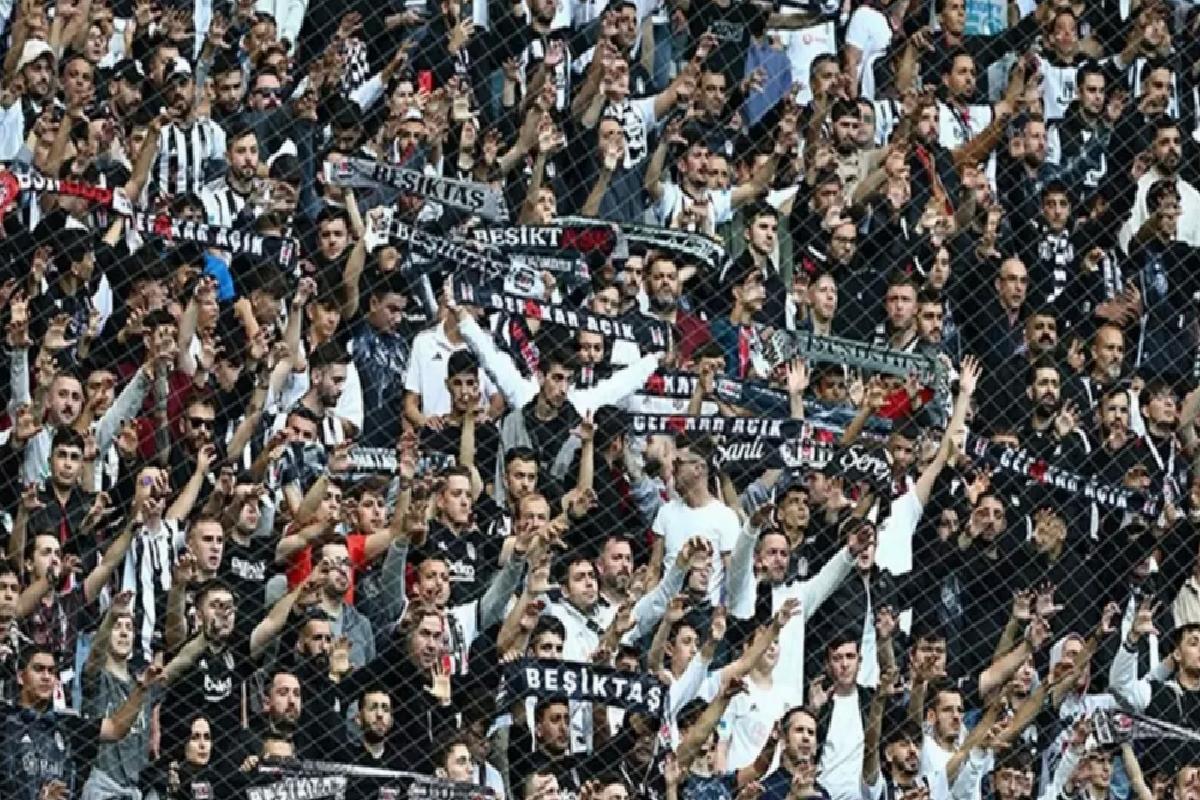 Serdal Adalı Beşiktaş’taki birinci ayrılığı duyurdu