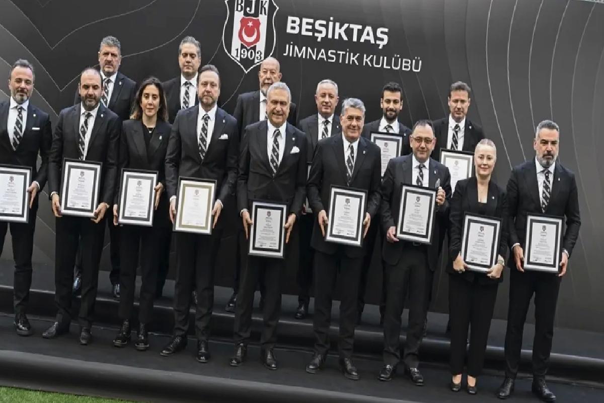 Serdal Adalı ve idaresi, mazbatalarını aldı