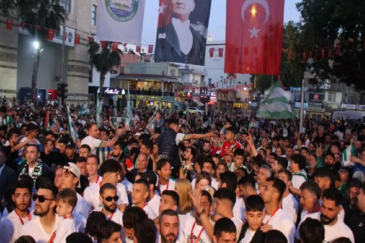 Serik Belediyespor 1. Lig’e Yükseldi