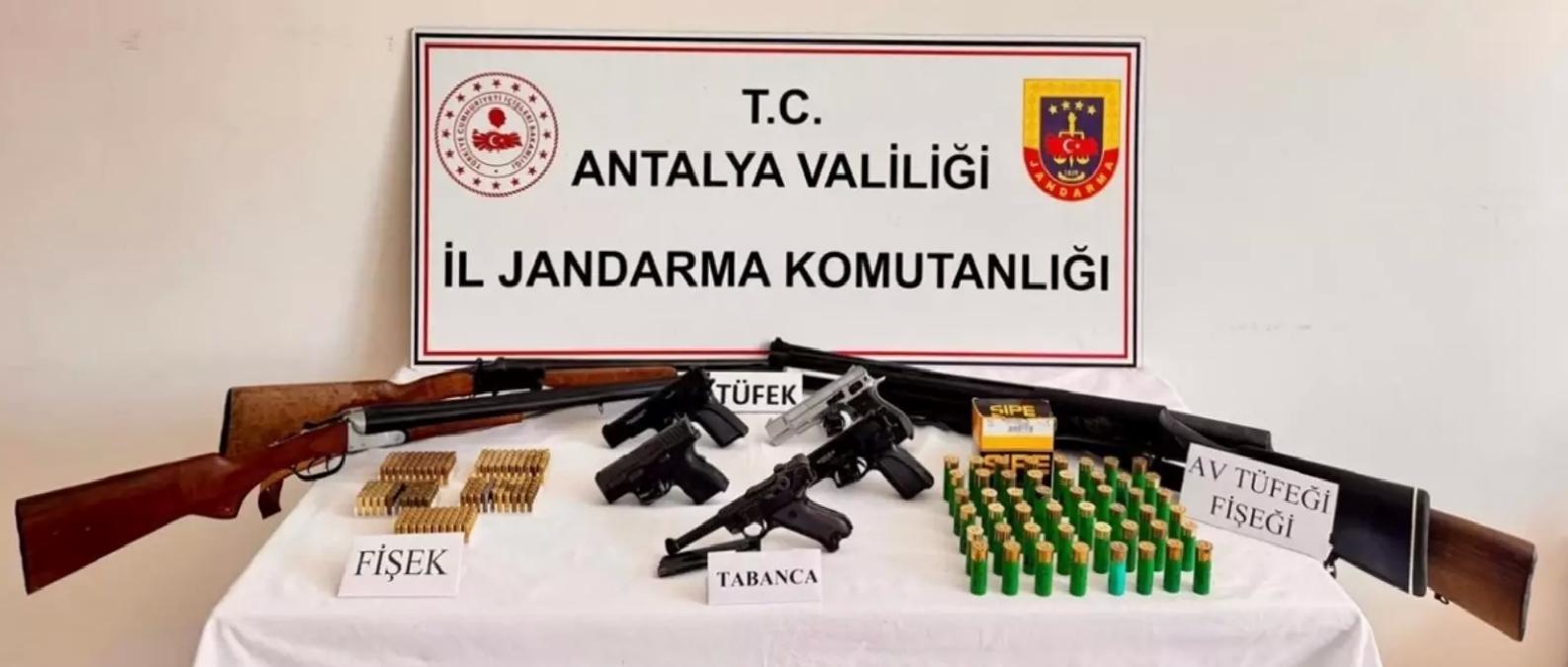 Serik’te Ruhsatsız Silah Operasyonu