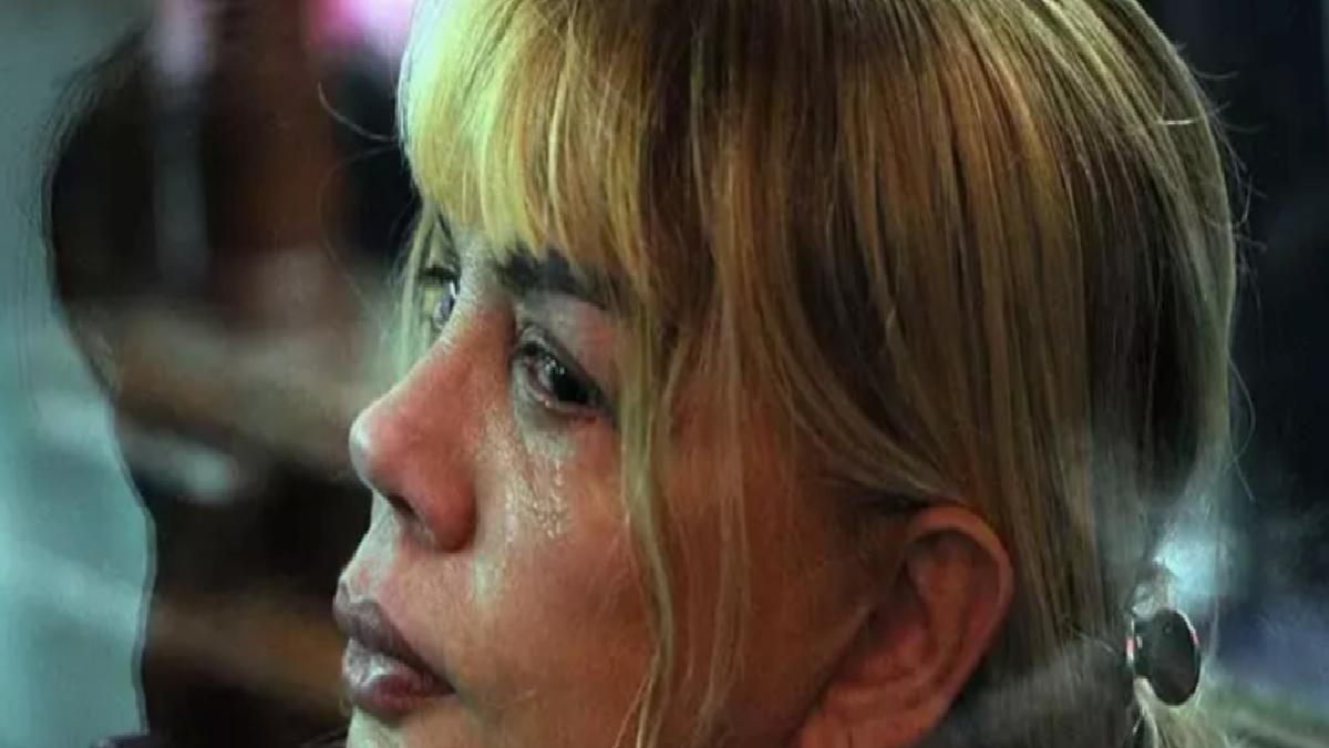 Sezen Aksu dostu Sırrı Süreyya Başkan’ı kaybettikten sonra saçlarını kesti