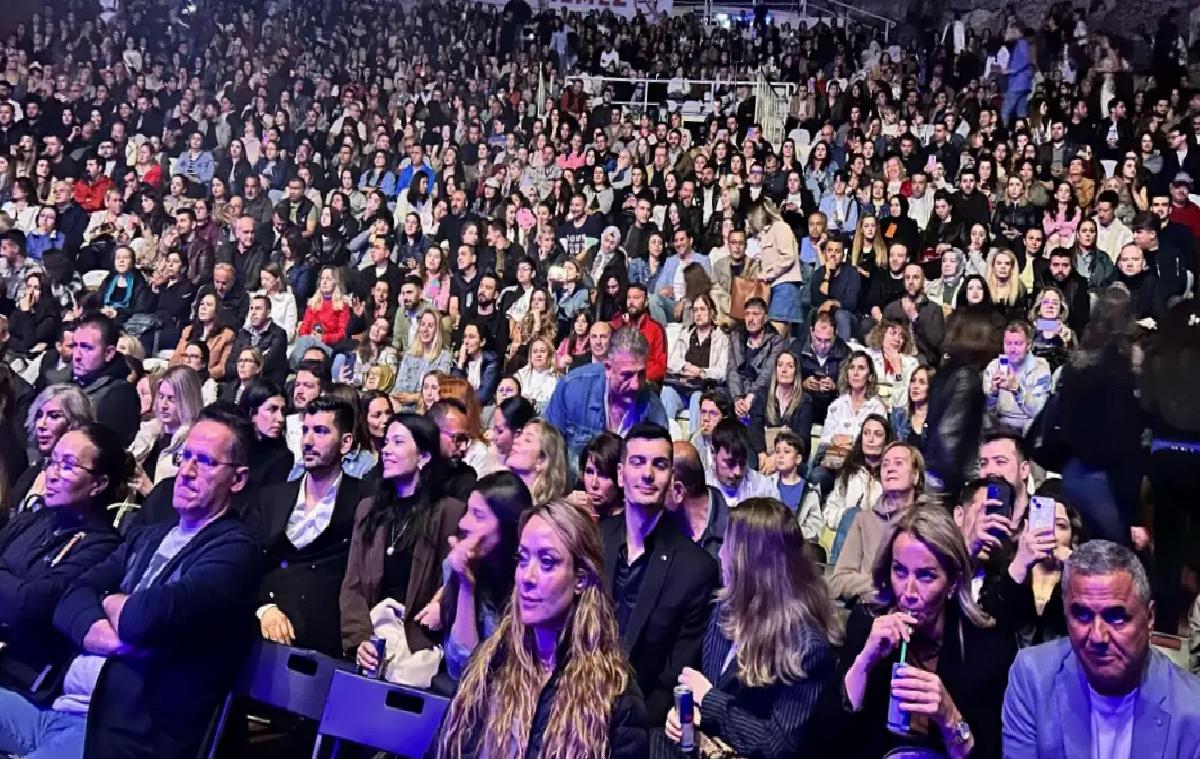Sıla Antalya’da Coştu