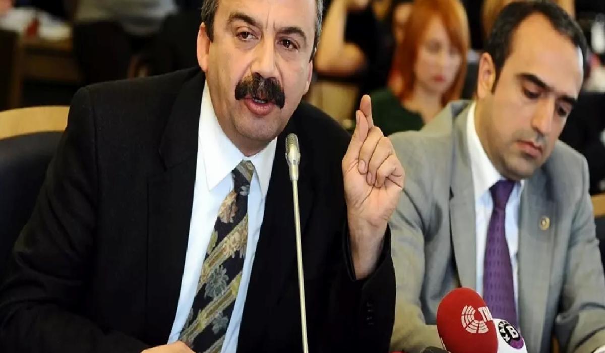 Sırrı Süreyya Başkan Hayatını Kaybetti
