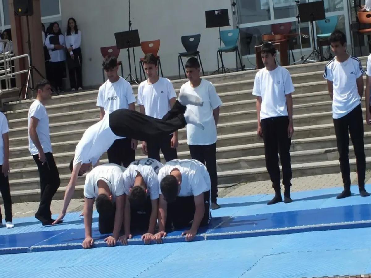 Sivas’ın ilçelerinde 19 Mayıs Atatürk’ü Anma, Gençlik ve Spor Bayramı kutlandı