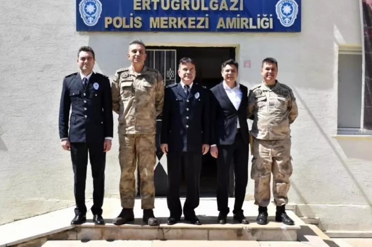 Söğüt Belediye Başkanı Durgut, Emniyet Müdürlüğü’nü Ziyaret Etti
