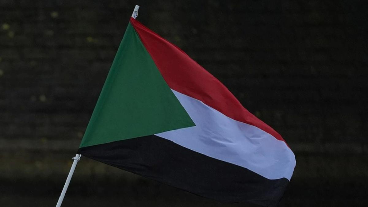 Sudan’da yıllar sonra birinci defa başbakan belirlendi