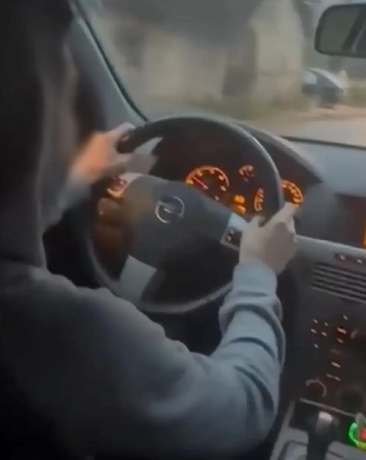 Taksici Suçüstü Anlarını Kaydetti