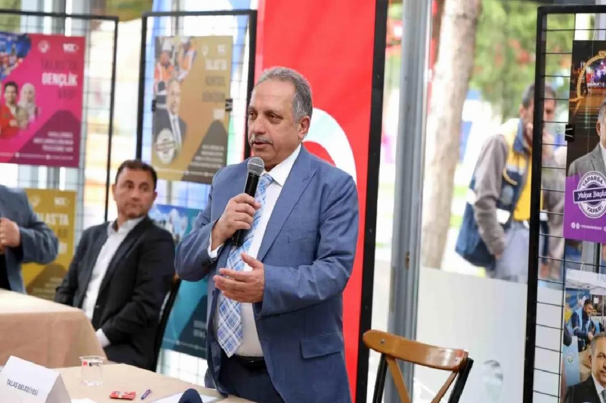 Talas’ta ‘Vatandaş Soruyor, Lider Cevaplıyor’ Aktifliği