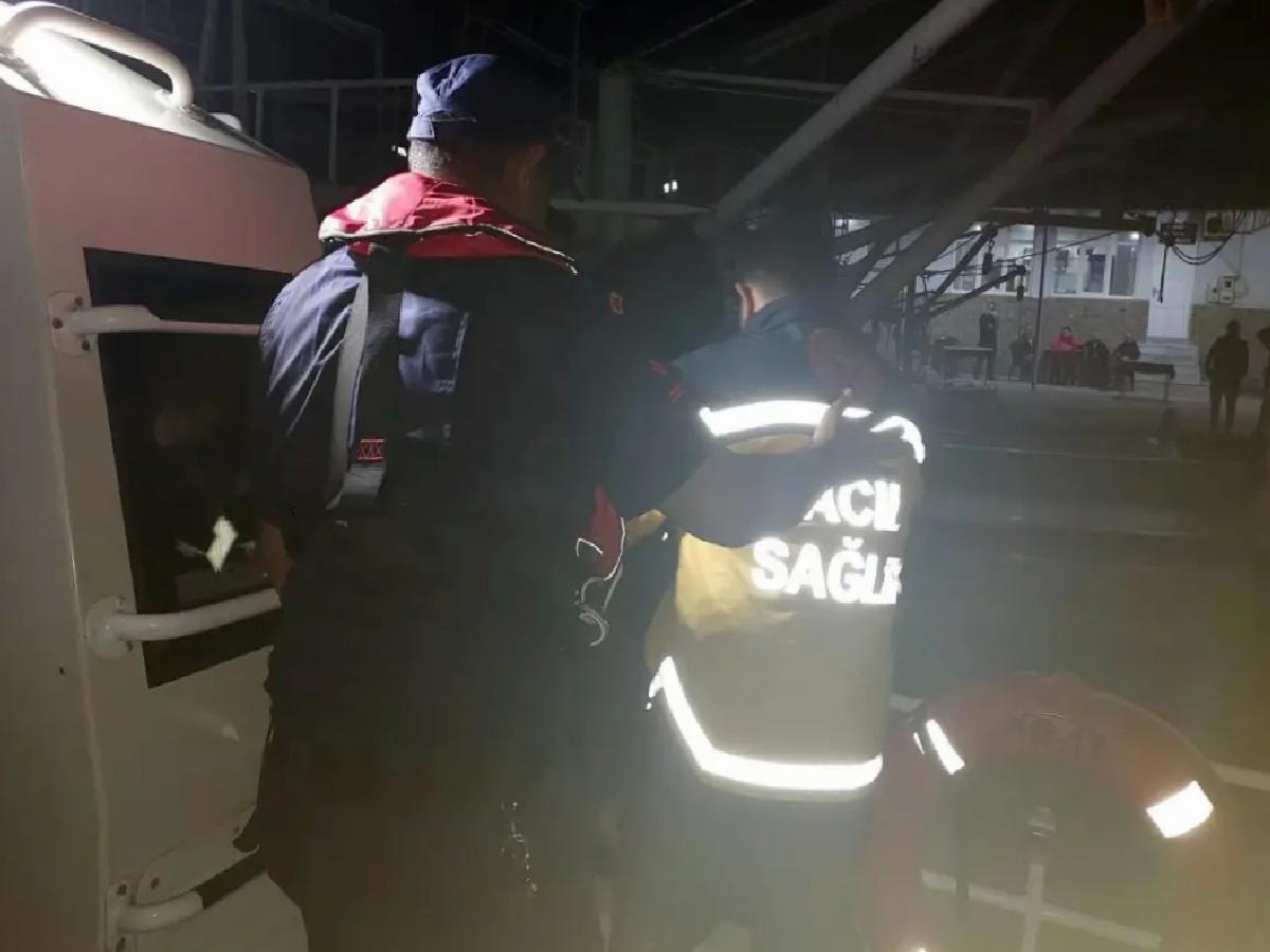 Tankerde Kalp Krizi Geçiren Adam Kurtarıldı
