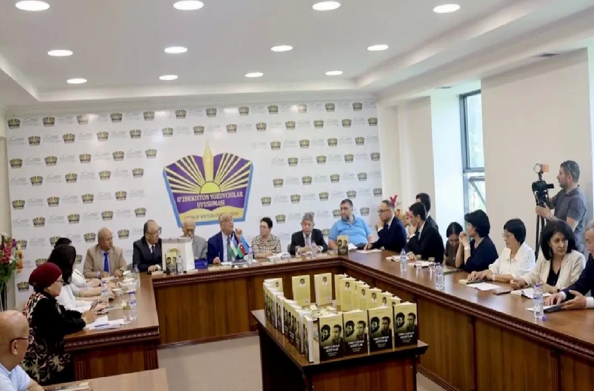 Taşkent’te Azerbaycan Kitabı Tanıtıldı