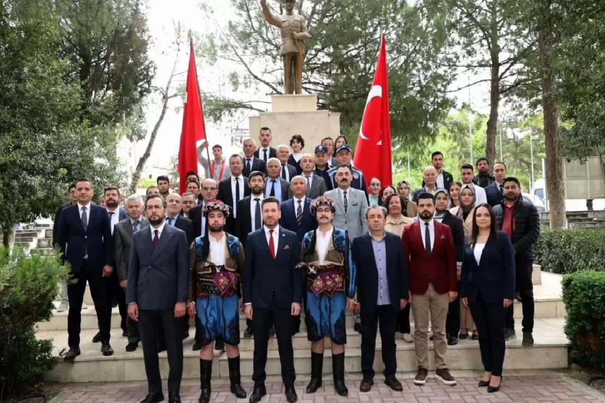 Tavas’ta Zeybekler Günü Coşkuyla Kutlandı