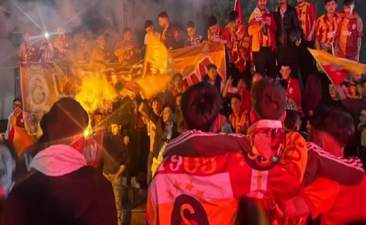 Tavşanlı’da Galatasaray Şampiyonluğu Coşkuyla Kutlandı