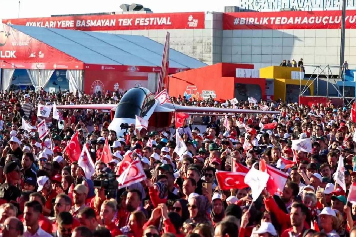TBMM Başkanı Kurtulmuş, TEKNOFEST KKTC’de Gençlerle Buluştu