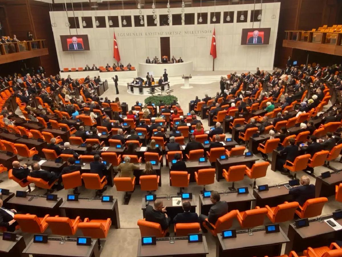 TBMM’de PKK’nın Silah Bırakma Kararı Görüşüldü