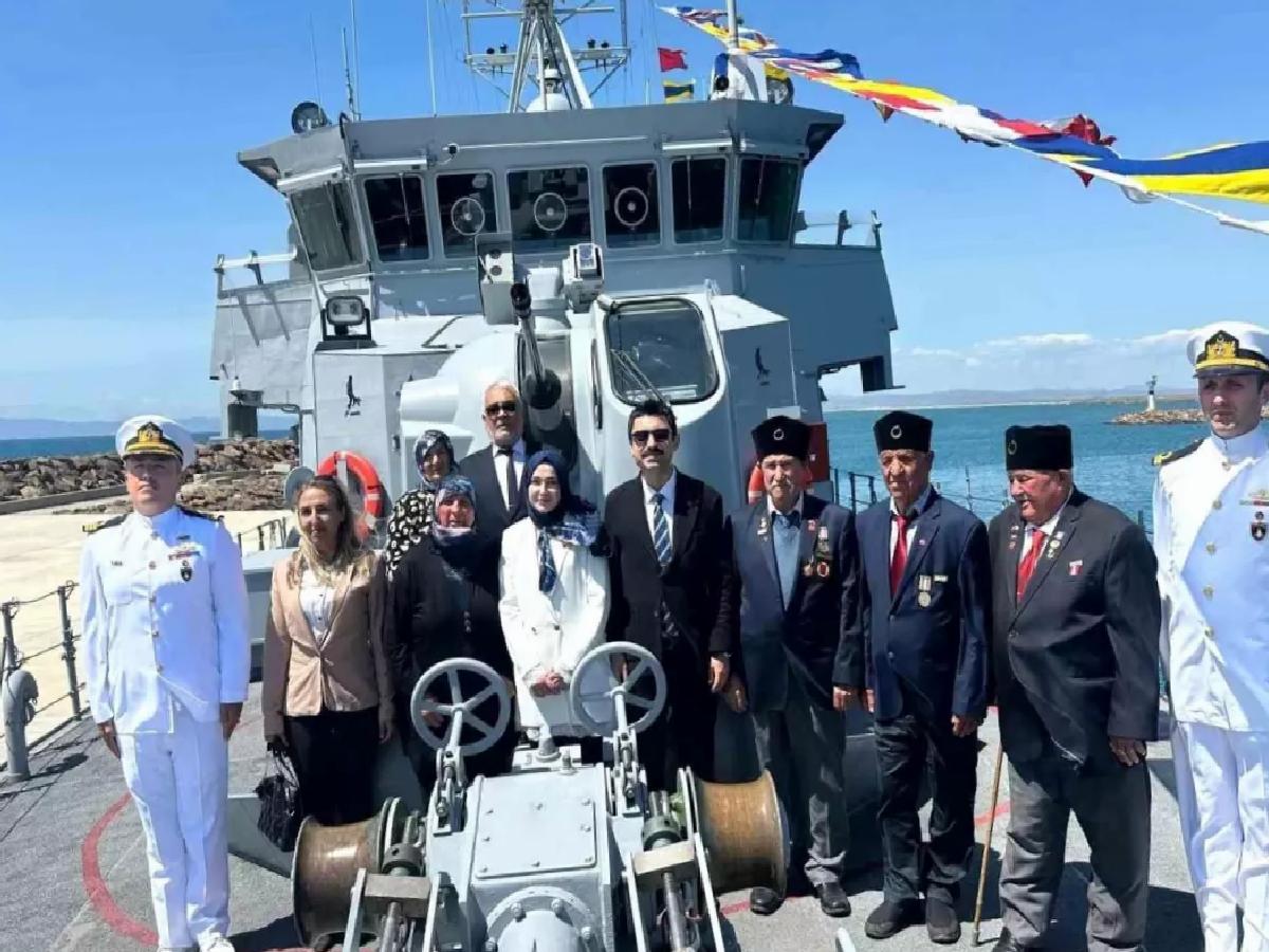 TCG Akçakoca Enez Limanı’nda Ziyarete Açıldı