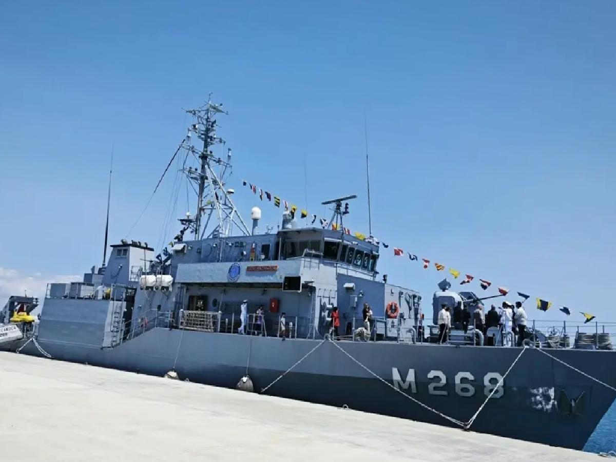 TCG Akçakoca Enez Limanı’nda Ziyarete Açıldı