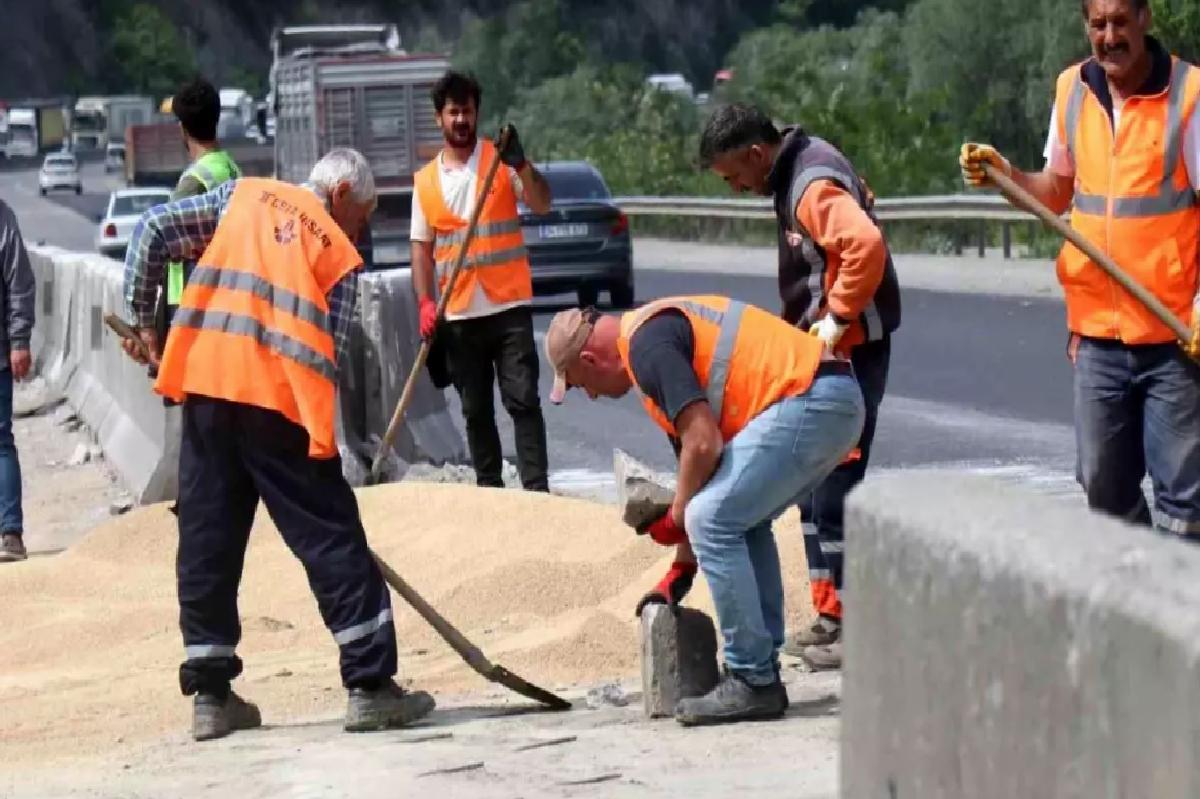 Tır Kazası Ulaştırmayı Aksattı