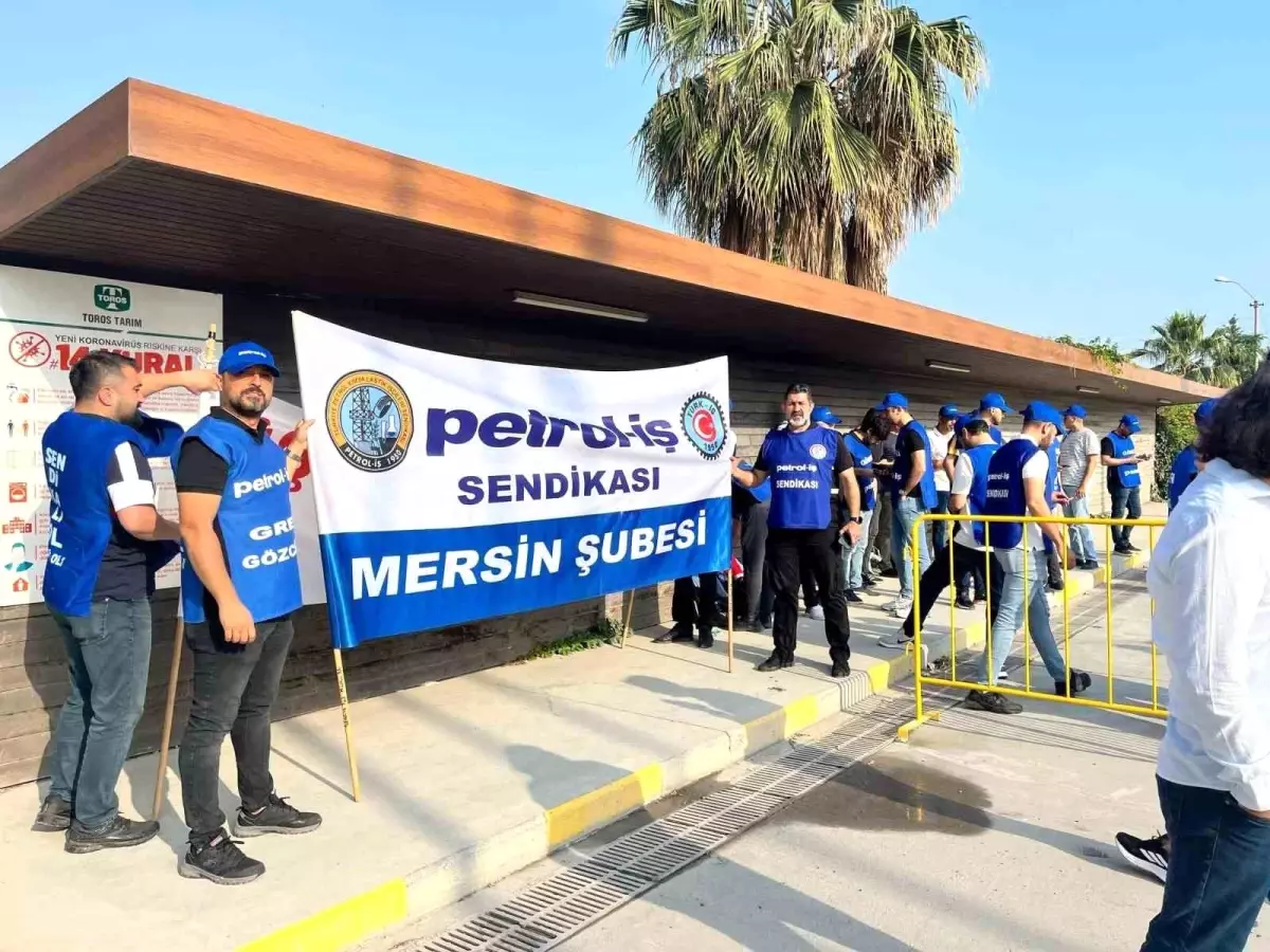Toros Tarım Personelleri Grevde