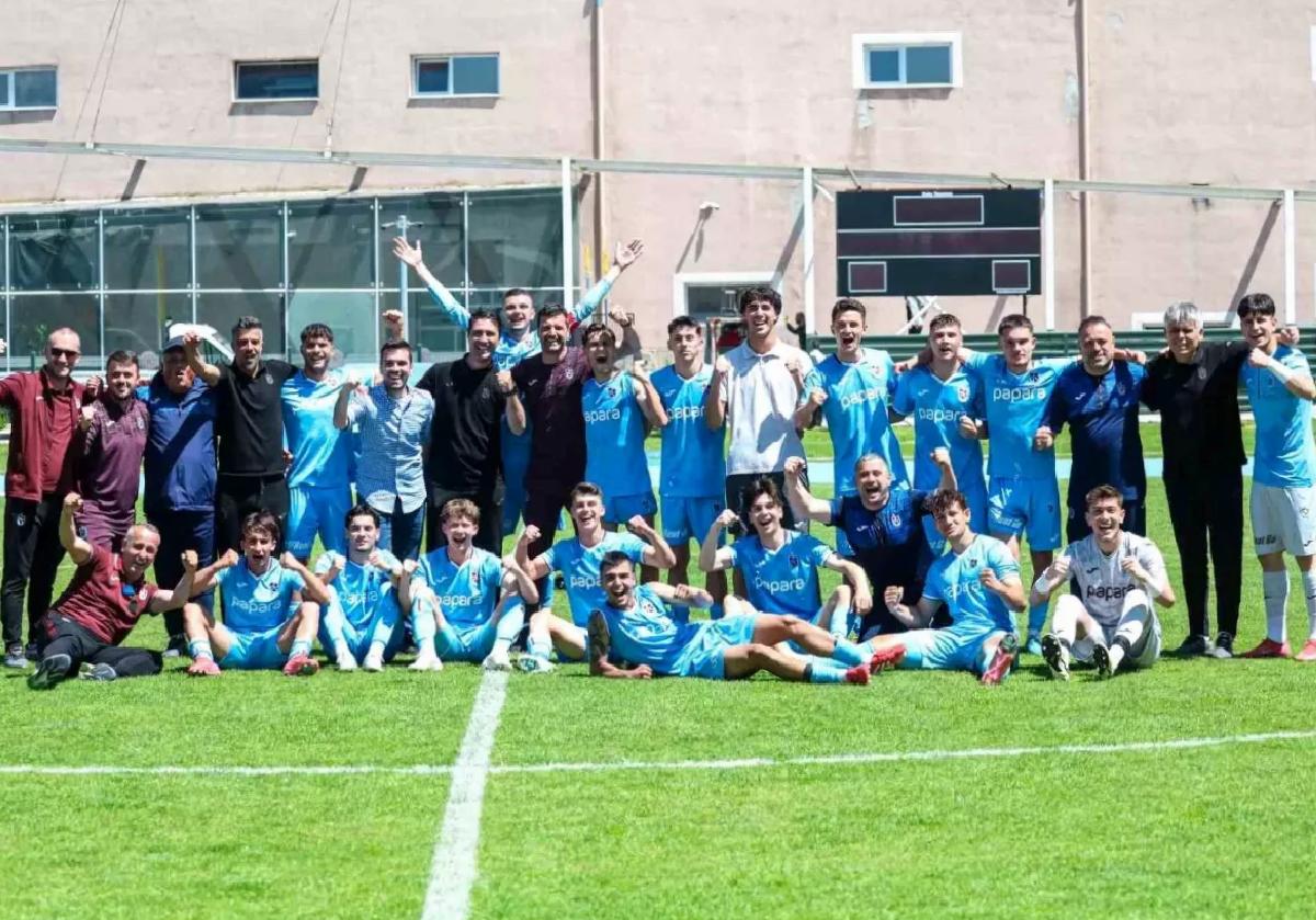 Trabzonspor U19 Şampiyon Oldu