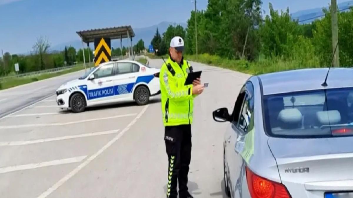 Trafik Kontrollerinde 496 Bin Süreç