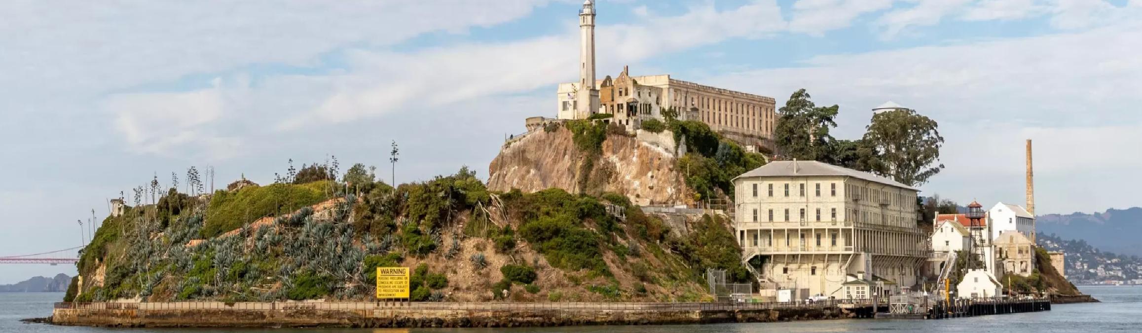 Trump, Alcatraz Hapishanesini Yine Açıyor
