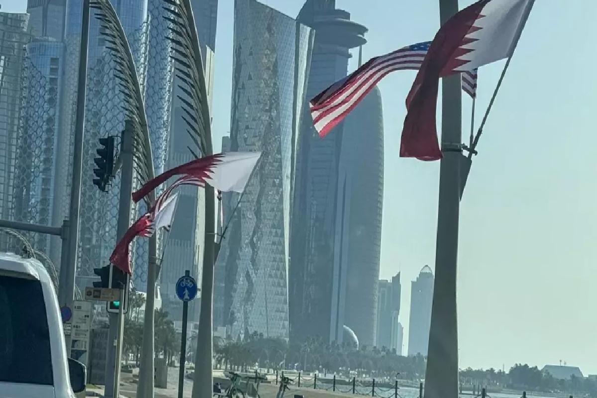 Trump Katar’da Bayraklarla Ağırlanacak